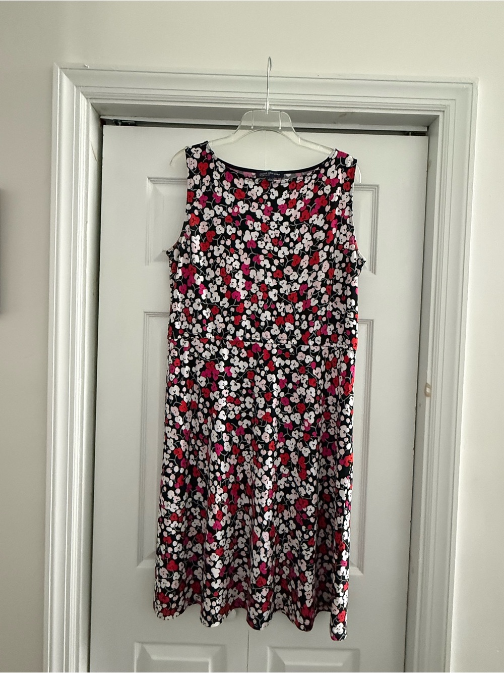 Jones New York Black Floral Sleeveless A-Line Dress with Pink & White Blooms